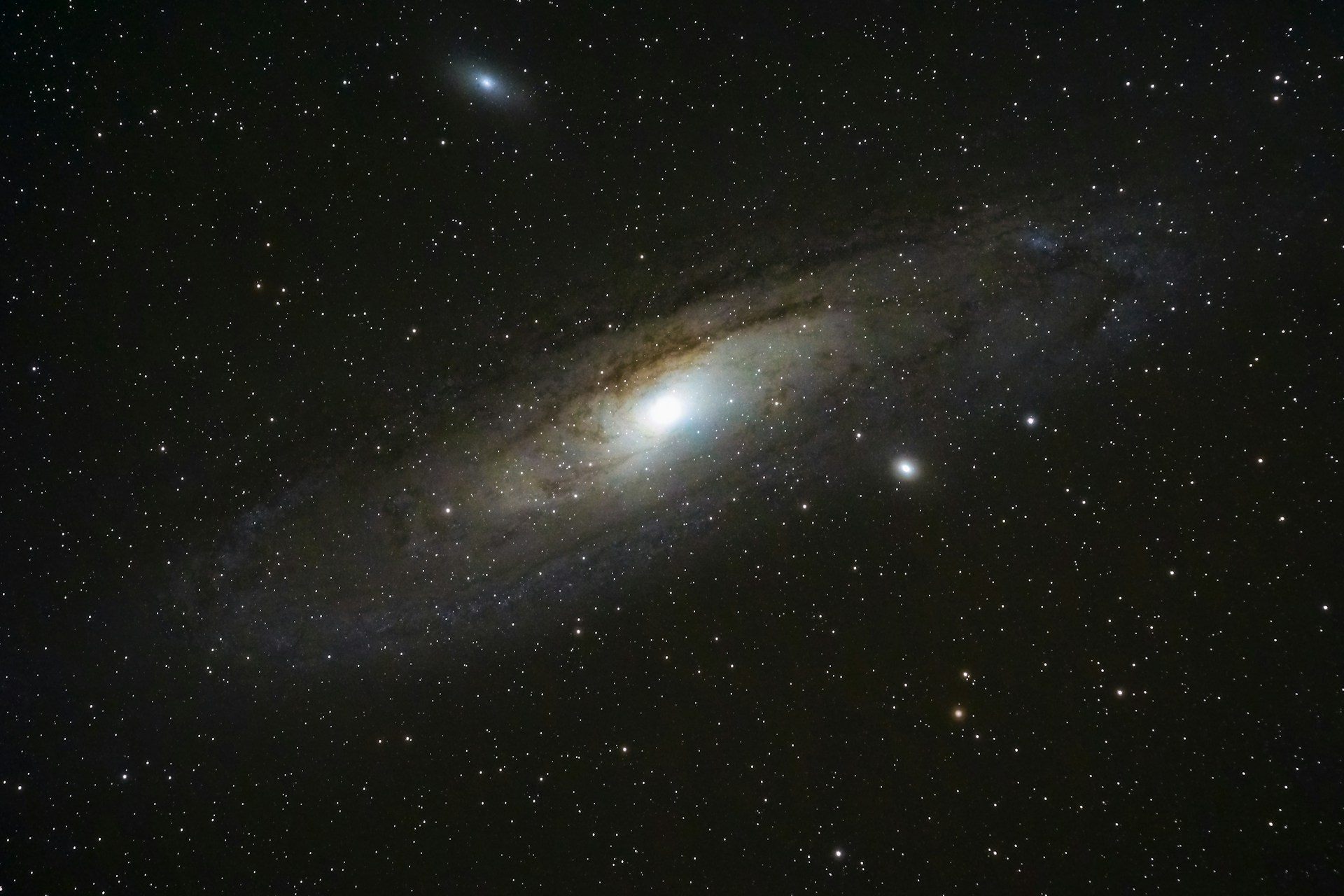 image of the solar system from afar